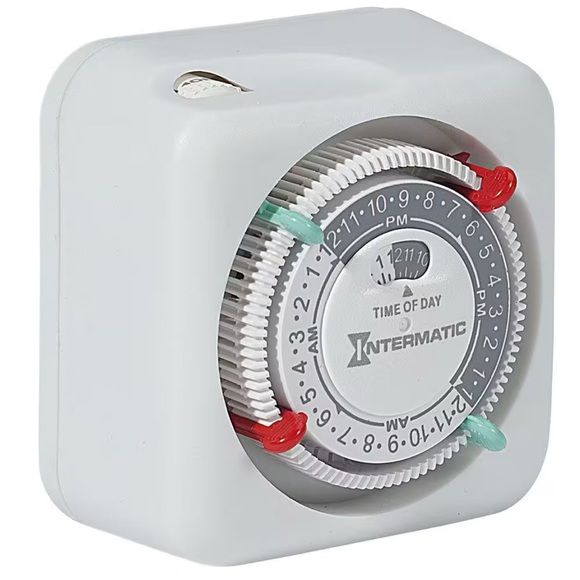 Intermatic Indoor 24 Hour Mechanical Timer 125 V - Picture 1 of 6